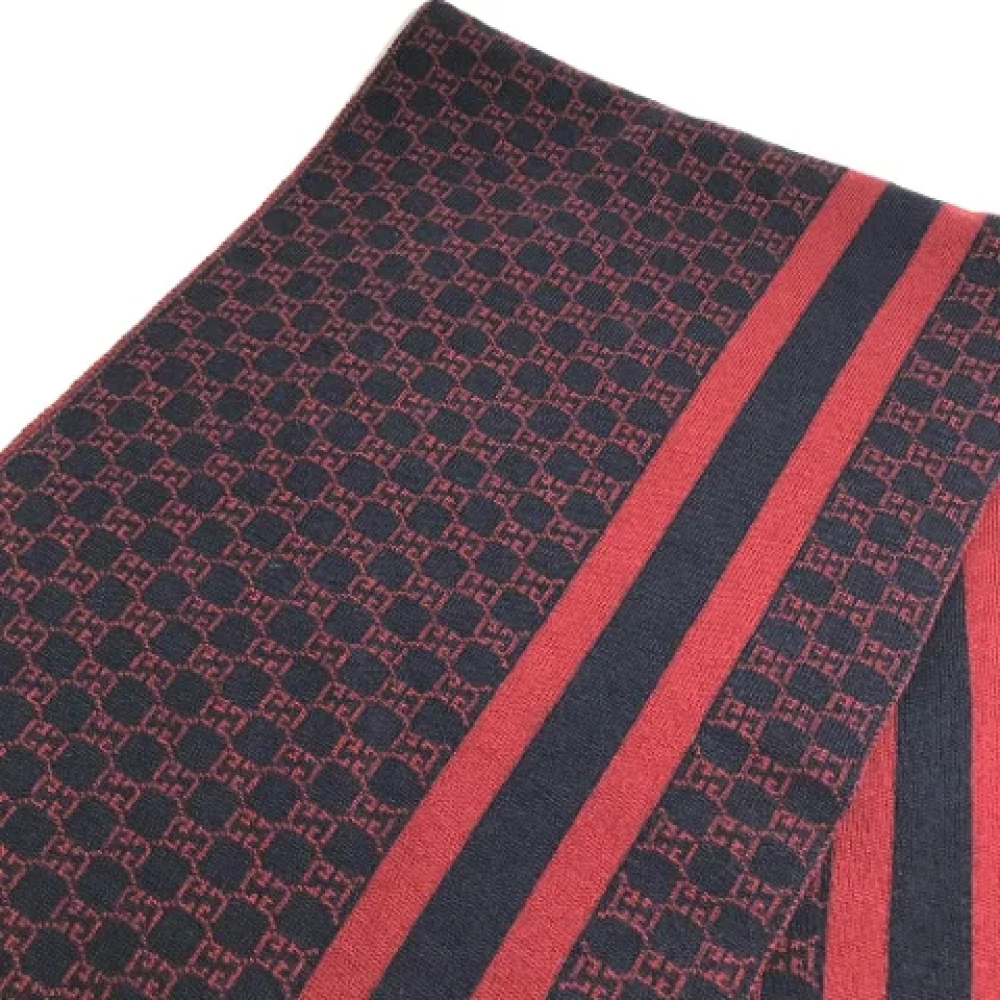 Gucci Vintage Pre-owned Wool scarves Red Dames