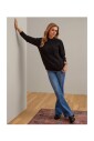 pull-noir-avec-details-perles