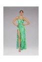 robe-longue-avec-design-elegant
