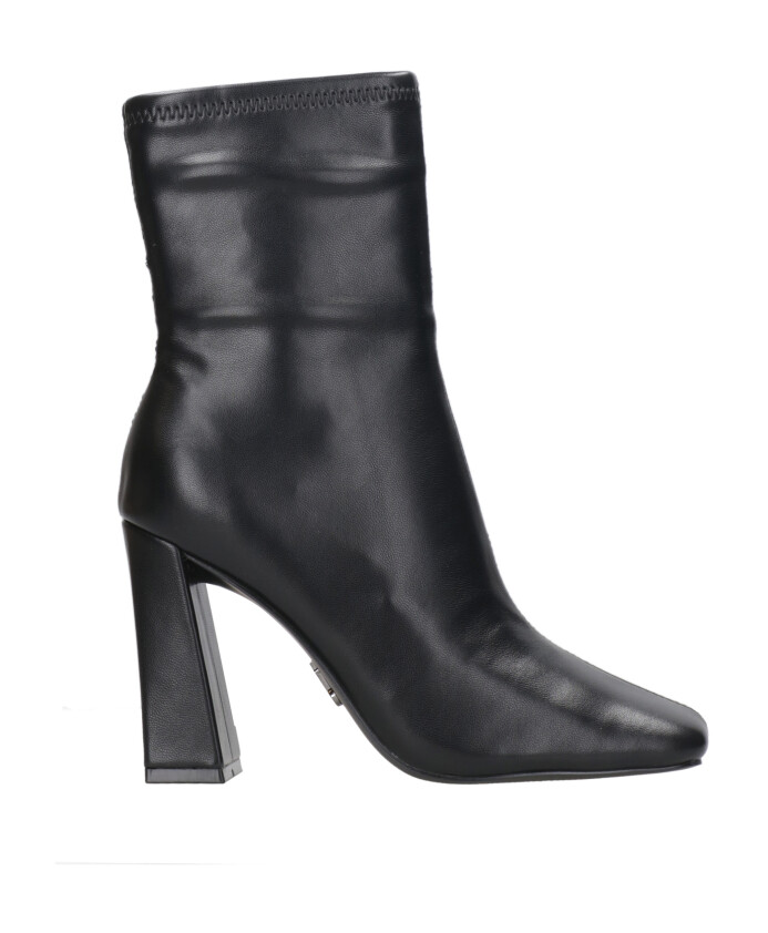 bottes-noires-en-similicuir-a-fermeture-eclair