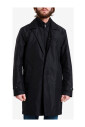 veste-bleue-en-tissu-technique