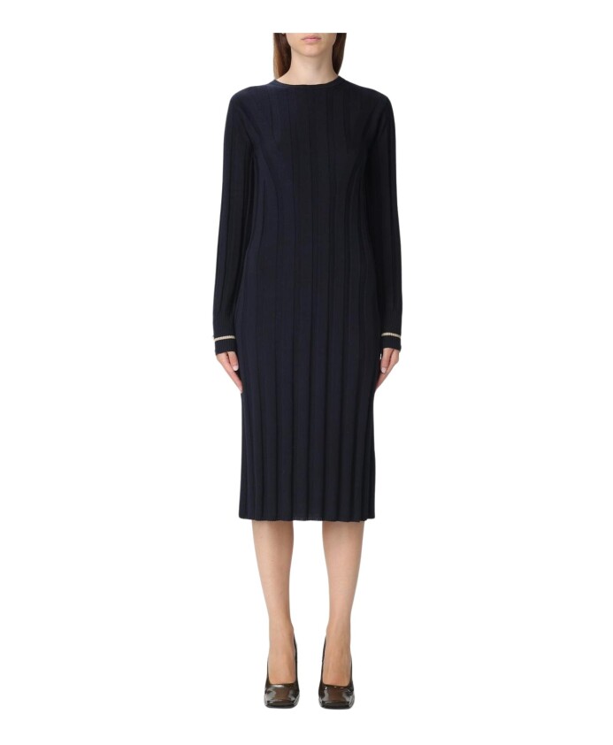 costume-en-laine-bleue-avec-profils-contrastants
