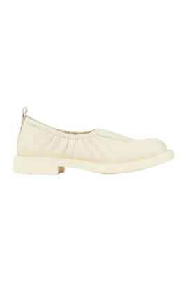 white-leather-ballerina-flats