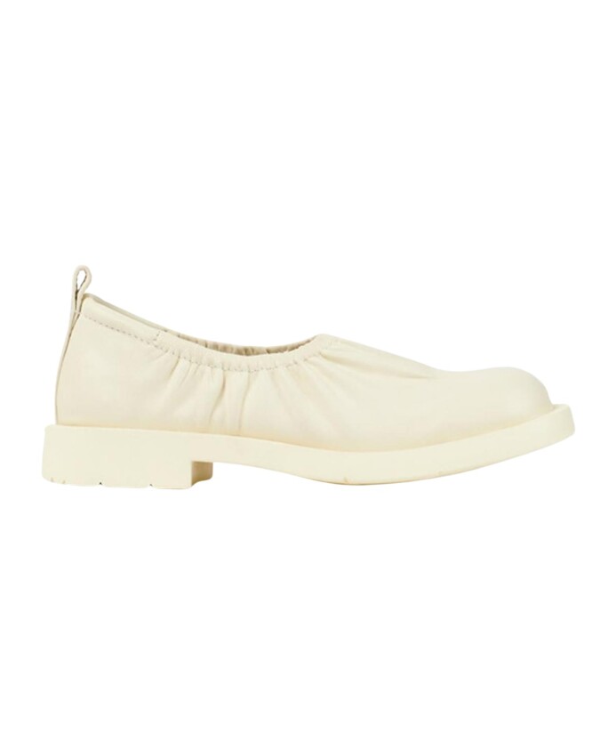 ballerines-plates-en-cuir-blanc