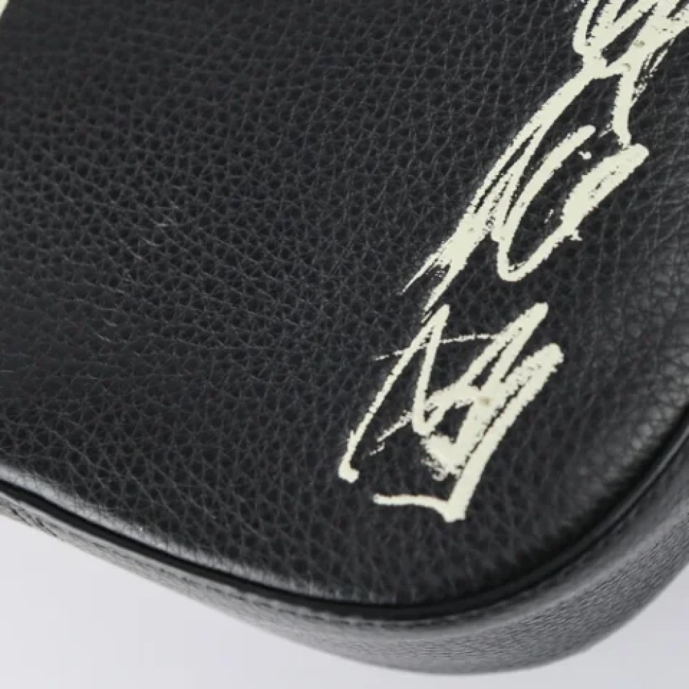 Coach Pre-owned Fabric handbags Black Dames