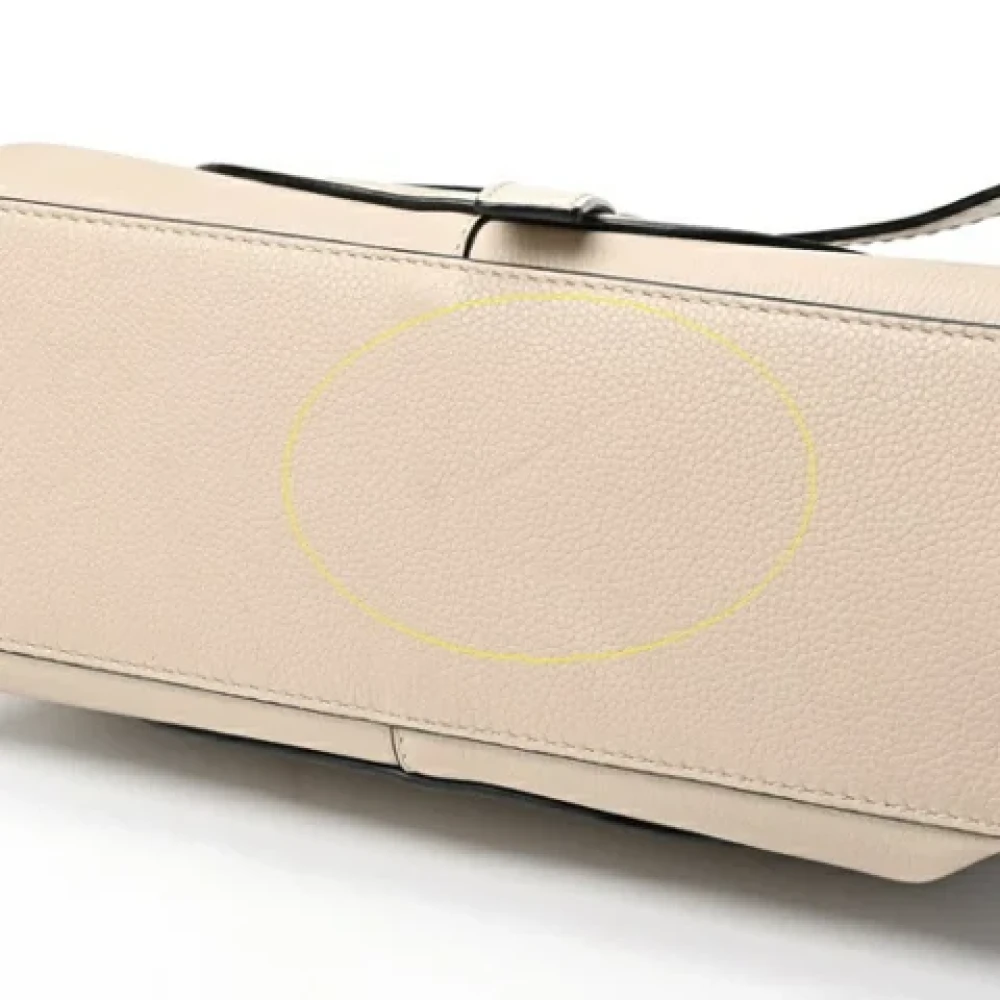 Loewe Pre-owned Leather handbags Beige Dames