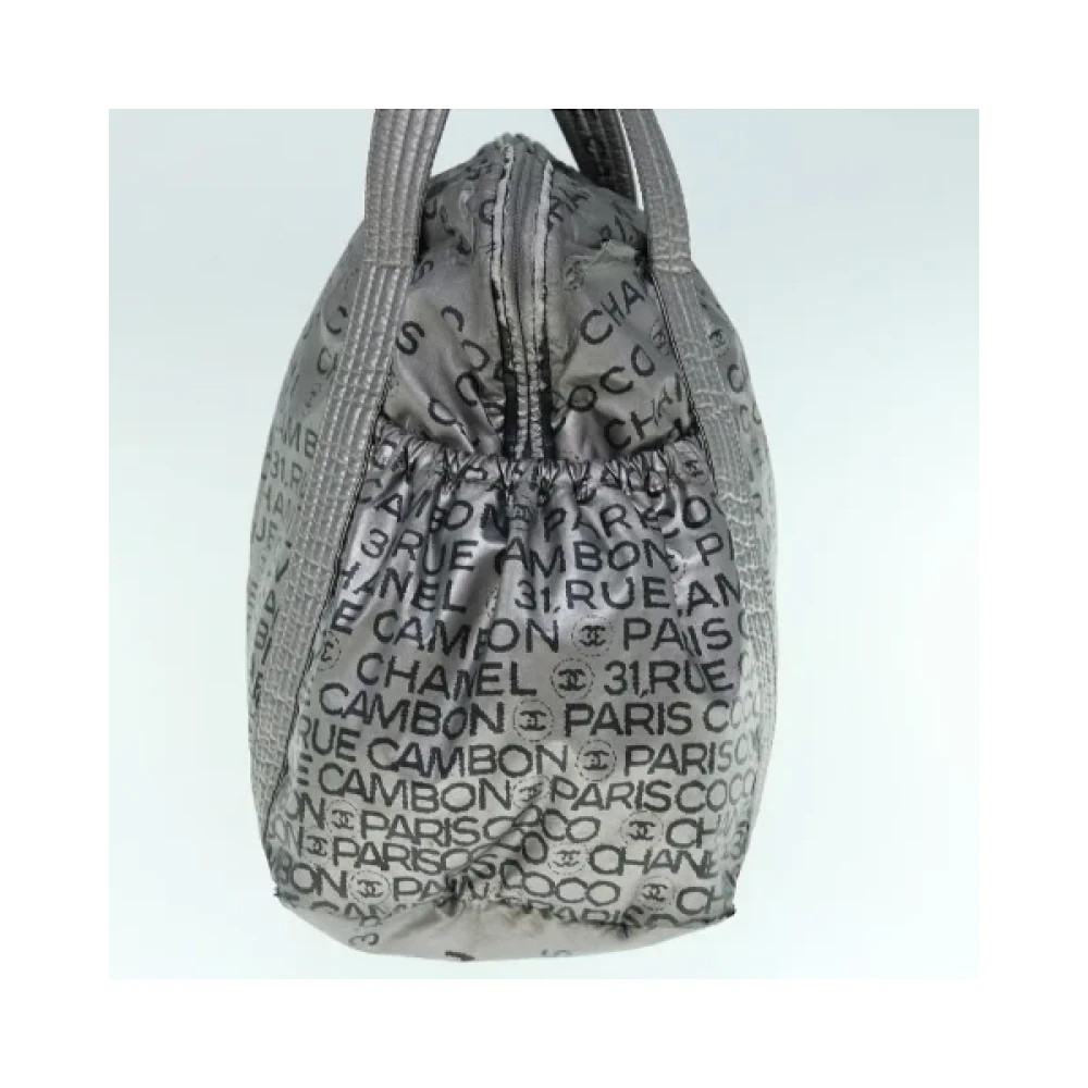 Chanel Vintage Pre-owned Nylon chanel-bags Gray Dames