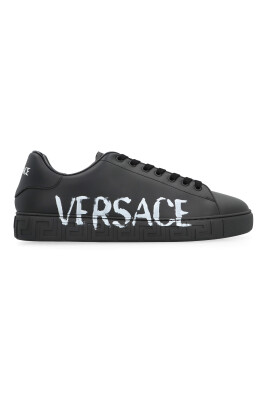 sneakers-basses-avec-motif-greca