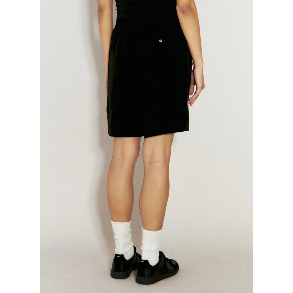 Eytys Logo Patch Mid Rise Shorts Black Heren