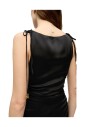robe-longue-en-satin-noir-avec-fronces