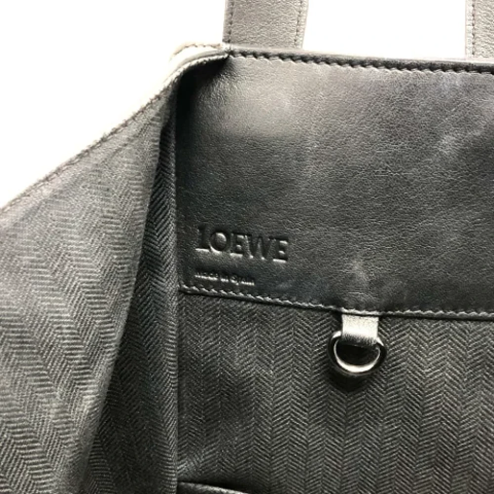 Loewe Pre-owned Leather handbags Black Dames