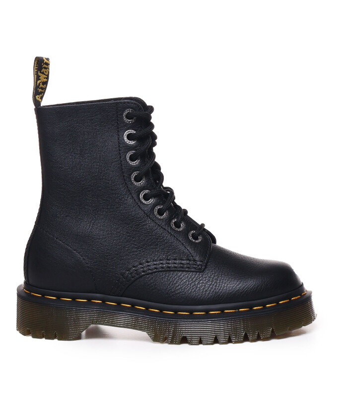 black-leather-lace-up-boots