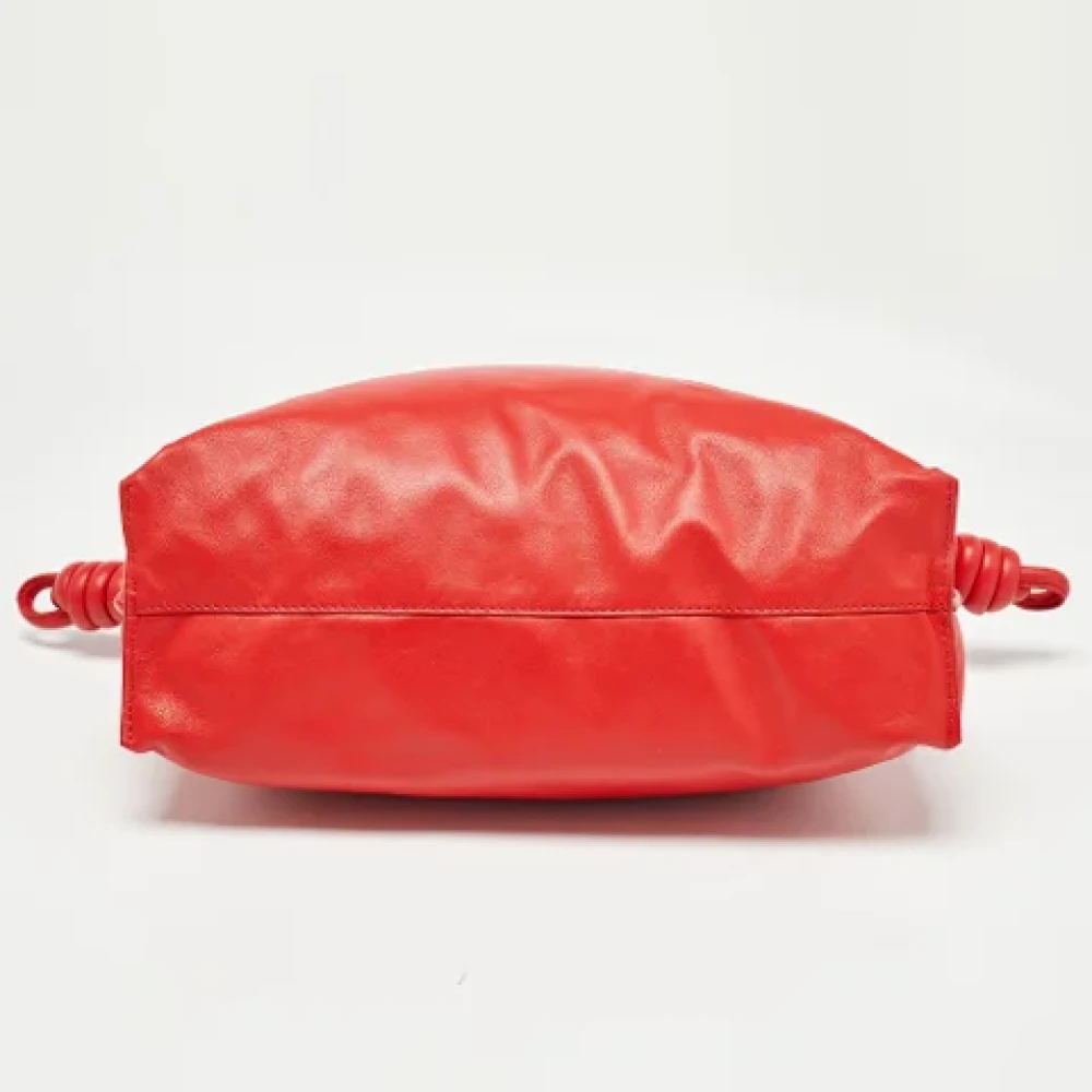 Loewe Pre-owned Leather clutches Red Dames