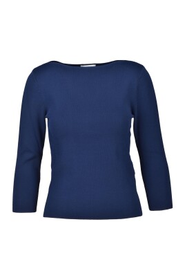 monochrome-knit-top