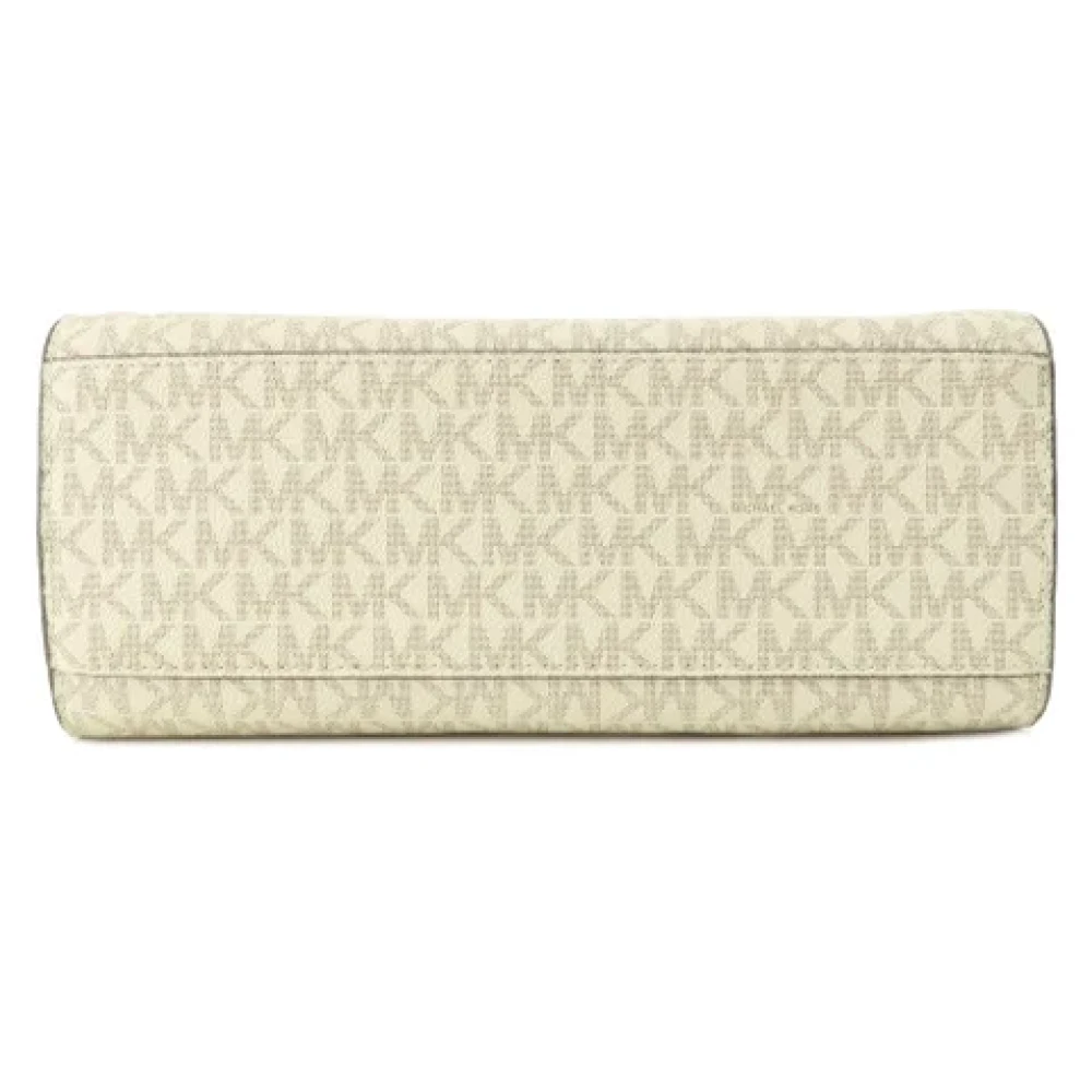Michael Kors Pre-owned Fabric handbags Beige Dames