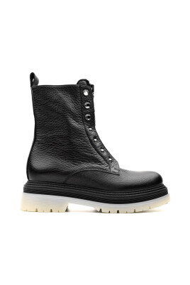 lace-up-boots