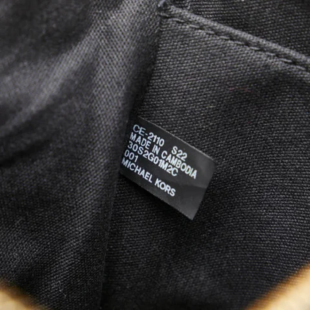 Michael Kors Pre-owned Canvas shoulder-bags Black Dames