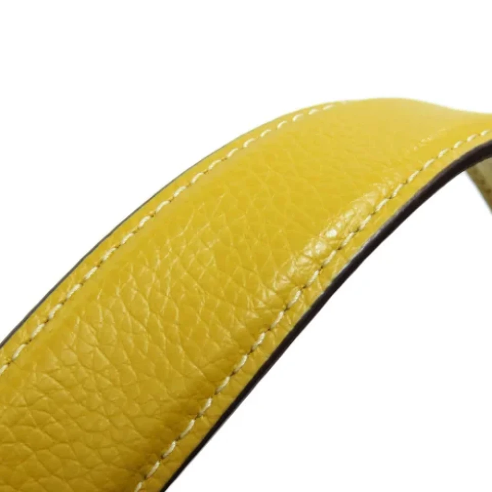 Coach Pre-owned Leather handbags Yellow Dames
