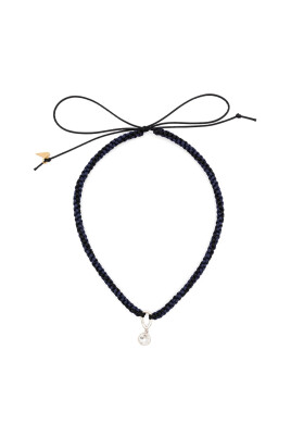 elegant-svart-smyckessamling