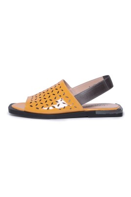sunburst-cutout-sandaler