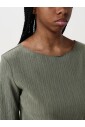 haut-tricot-vert-manches-courtes