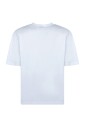 t-shirt-blanc-avec-logo-distinctif