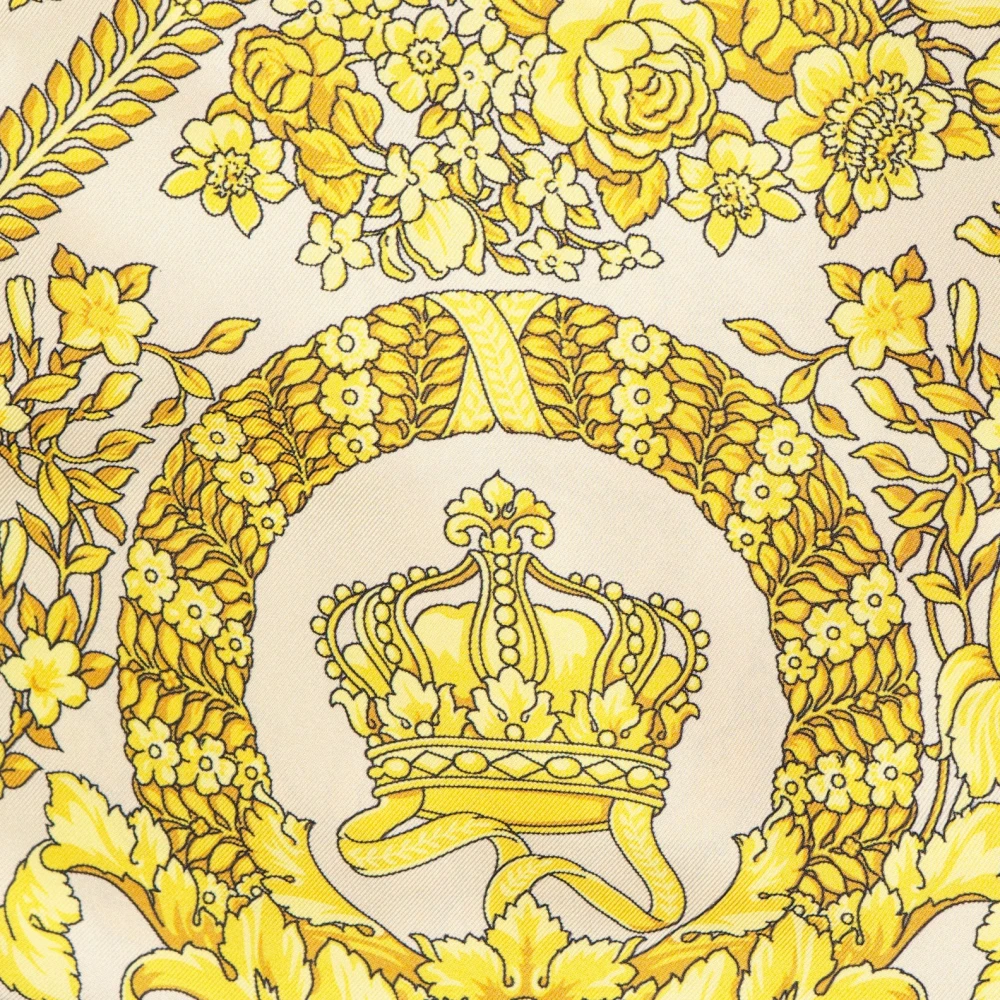 Versace Barocco Zijden Driehoekssjaal Yellow Unisex