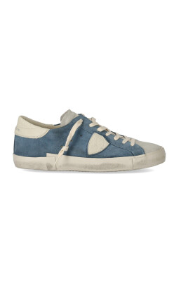 sneaker-bas-creme-cuir-bleu