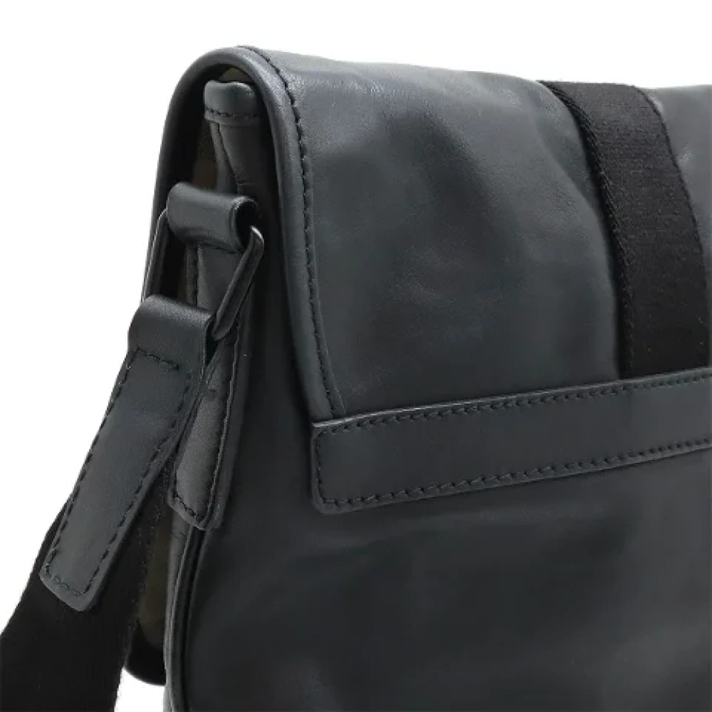 Burberry Vintage Pre-owned Leather shoulder-bags Black Dames