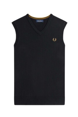 sleeveless-sweater