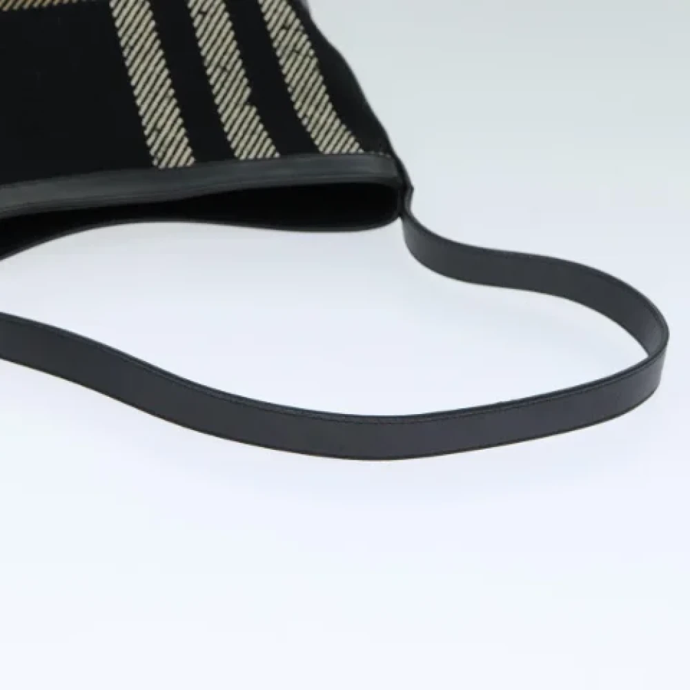 Burberry Vintage Pre-owned Canvas shoulder-bags Black Dames