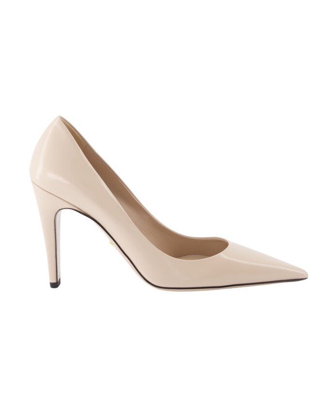 leather-slip-on-pointed-toe-pumps