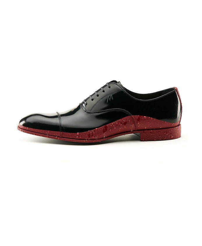 red-carpet-sneakers-red