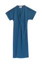 robe-a-manches-courtes-et-col-en-v
