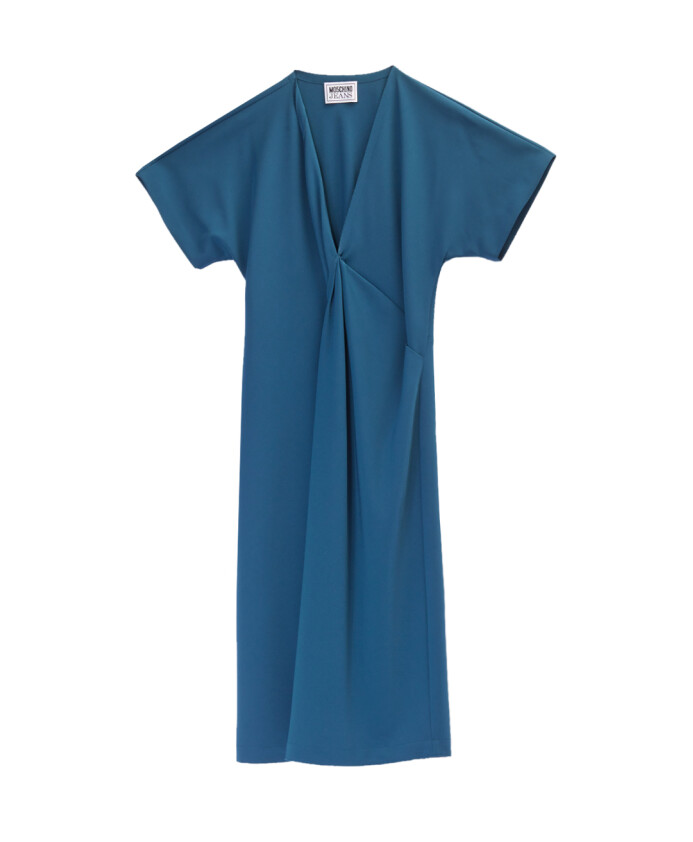 robe-a-manches-courtes-et-col-en-v