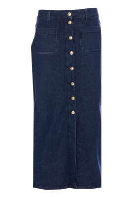 denim-skirt-for-a-trendy-look