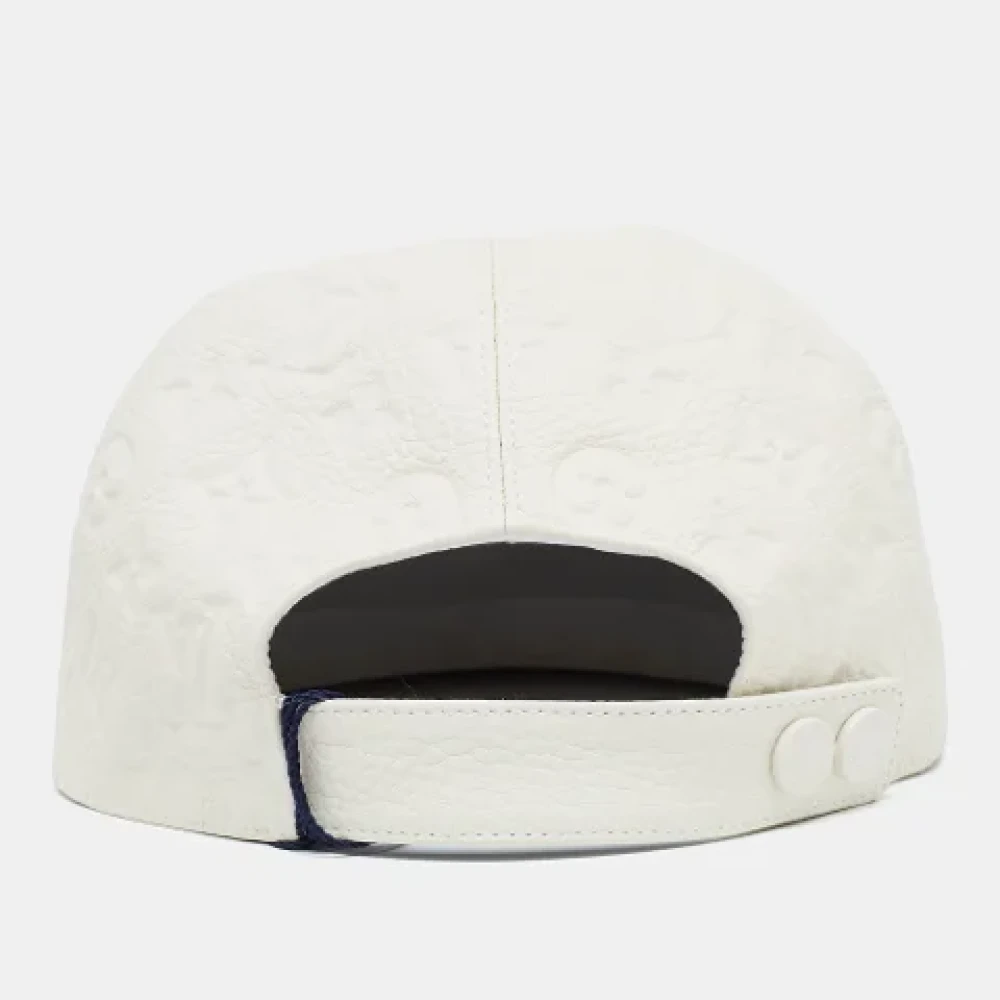 Louis Vuitton Vintage Pre-owned Leather hats White Dames