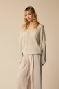 pull-en-maille-a-col-en-v