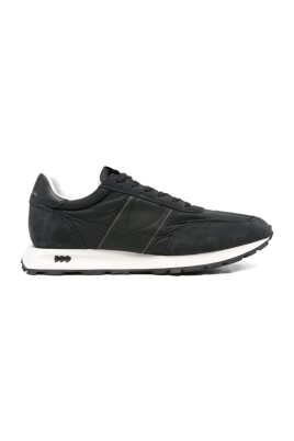 chaussures-noires-en-tissu-et-cuir-de-veau