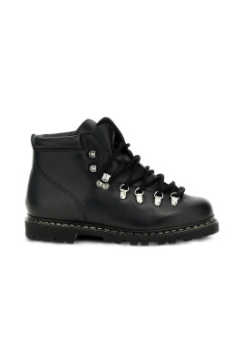 black-lace-up-round-toe-rubber-sole