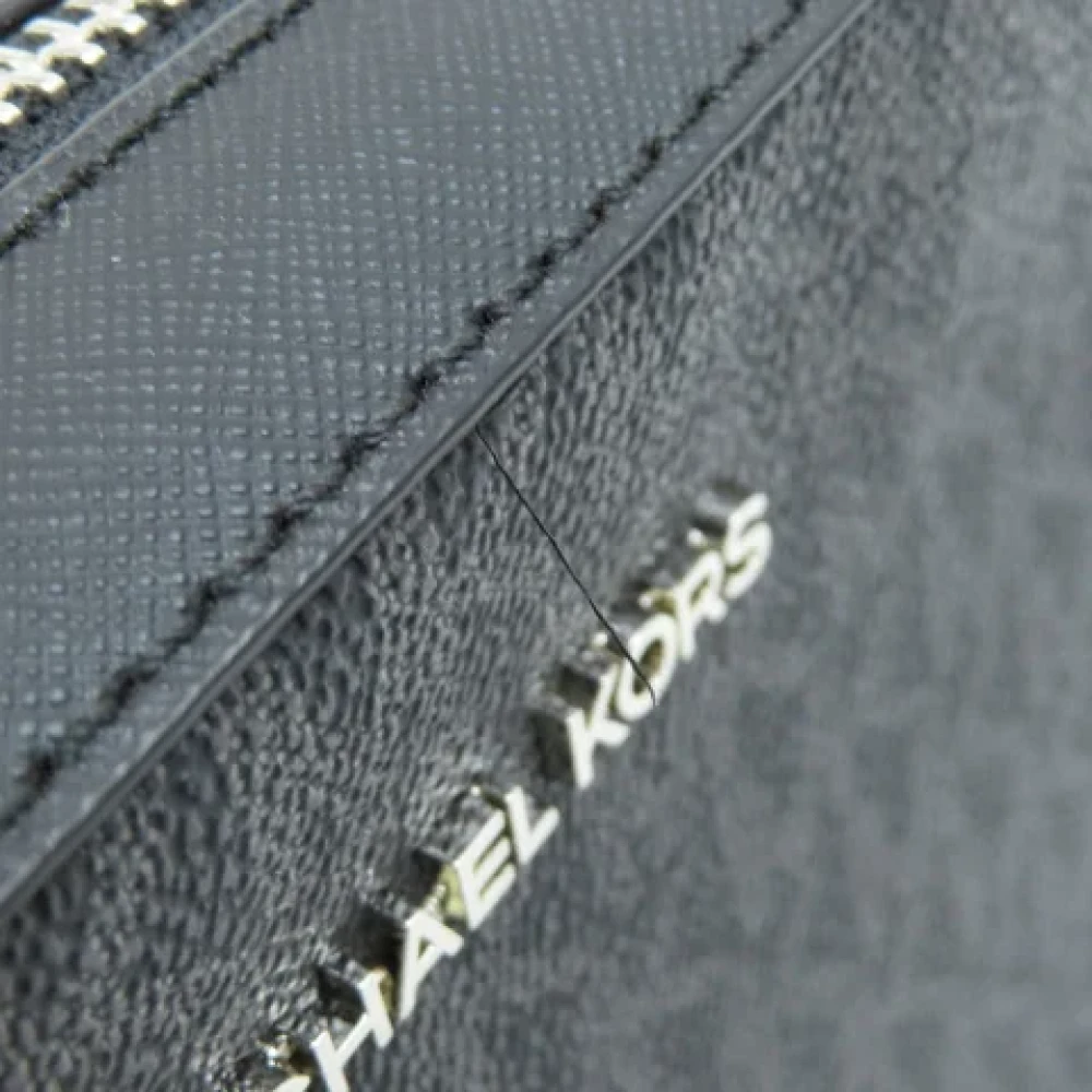 Michael Kors Pre-owned Fabric shoulder-bags Black Dames