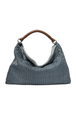 sac-a-bandouliere-en-cuir-bleu-design-elegant