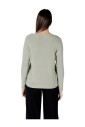 groene-v-hals-lurex-sweater