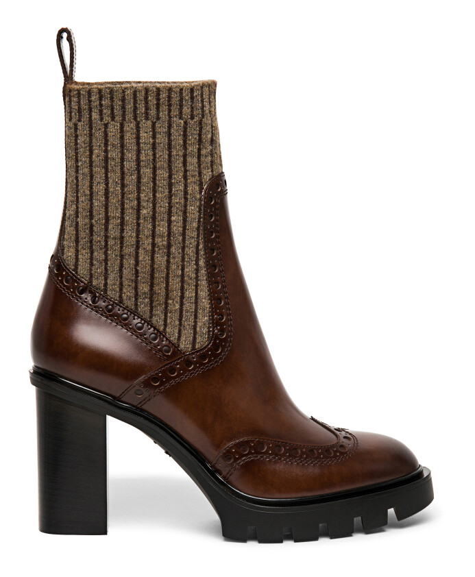 bottines-chaussettes-brogue-en-cuir-classique