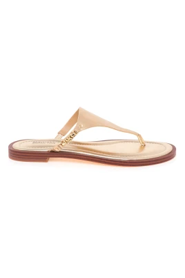 Daniella Flat