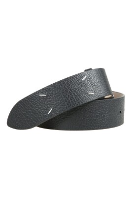 metallic-leather-belt-with-four-stitches