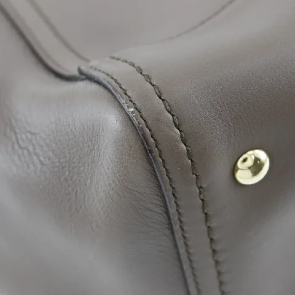 Salvatore Ferragamo Pre-owned Leather shoulder-bags Brown Dames