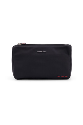 black-bags-with-zip-closure