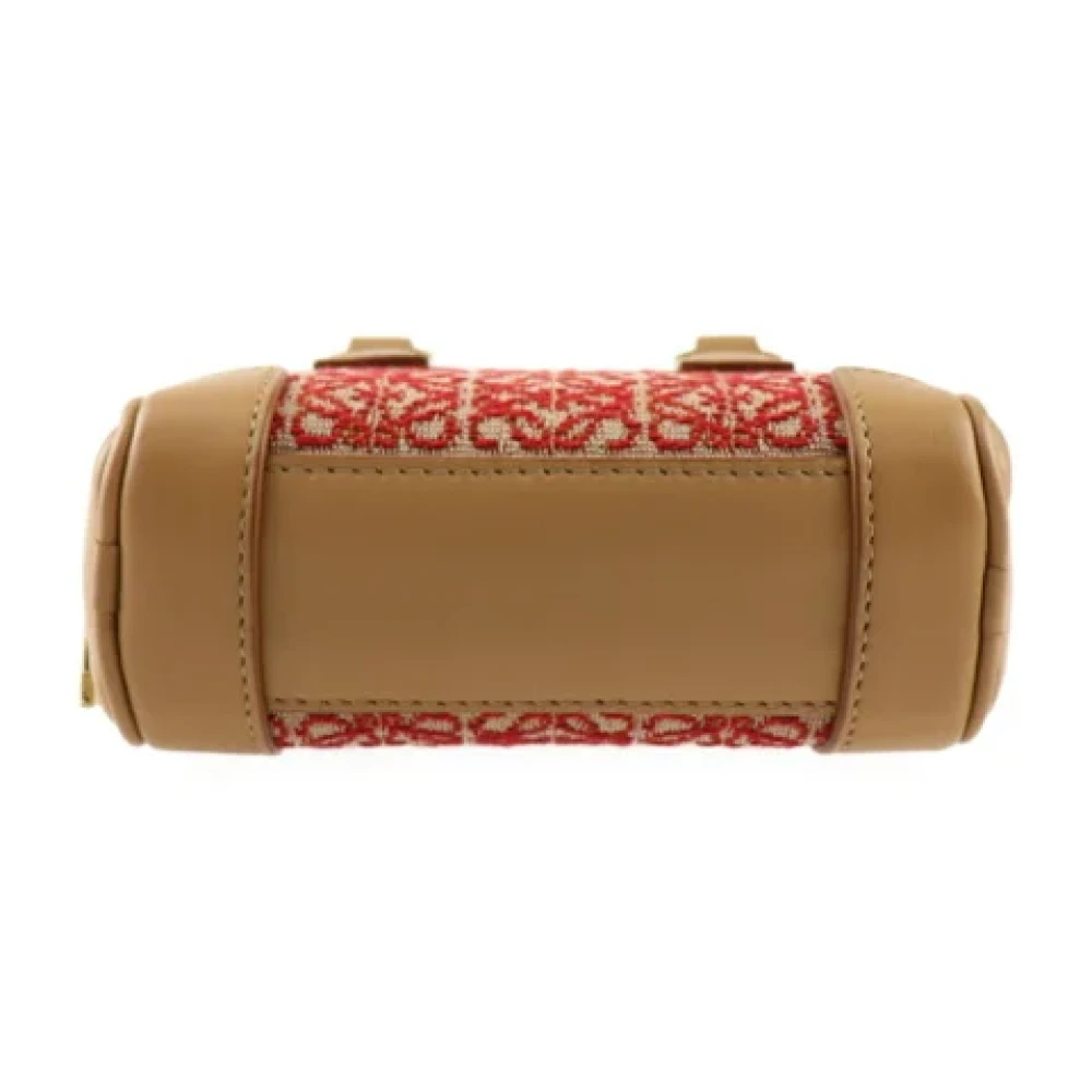 Loewe Pre-owned Canvas handbags Red Dames