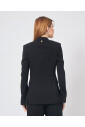elegante-zwarte-jas-met-uitlopende-mouwen